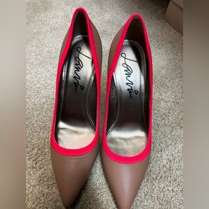 Lanvin pump. Worn one only
